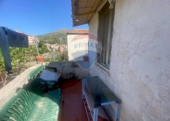 Balcone - Trilocale CORSO APPIO CLAUDIO VIA S.GENNARO
 
188 A, Itri - foto 5