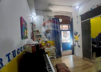 Camera / camera da letto - Monolocale VIA MARTUCCI
 
38, Napoli - foto 3