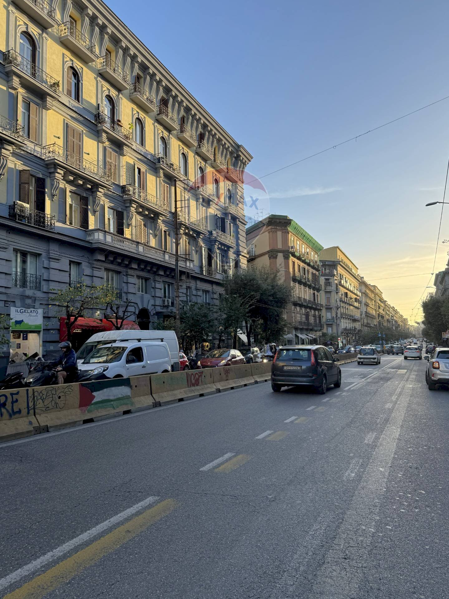 Edificio all\'aperto - Attività Commerciale Corso Umberto I, Napoli - foto 3