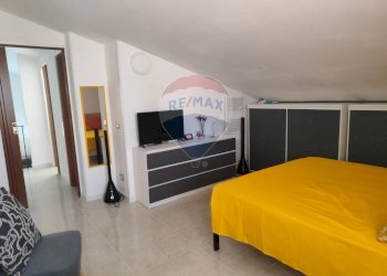 Camera / camera da letto - Quadrilocale Via Scale Sant'Anna
 
70, Aci Catena - foto 13