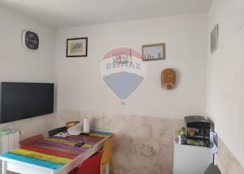 Sala da pranzo - Quadrilocale Via Scale Sant'Anna
 
70, Aci Catena - foto 16