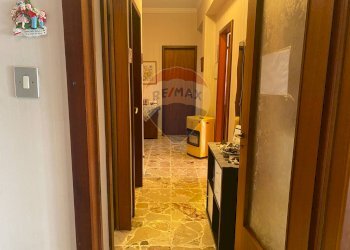 Hall / corridoio - Appartamento Viale Delle Medaglie D'oro
 
6/G, Catania - foto 7