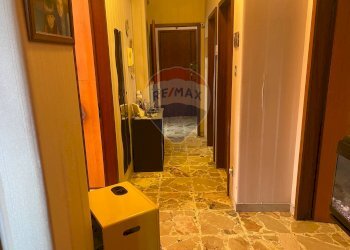 Hall / corridoio - Appartamento Viale Delle Medaglie D'oro
 
6/G, Catania - foto 8