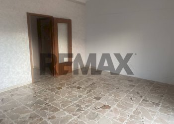 Stanza vuota - Appartamento Viale Delle Medaglie D'oro
 
6/G, Catania - foto 31