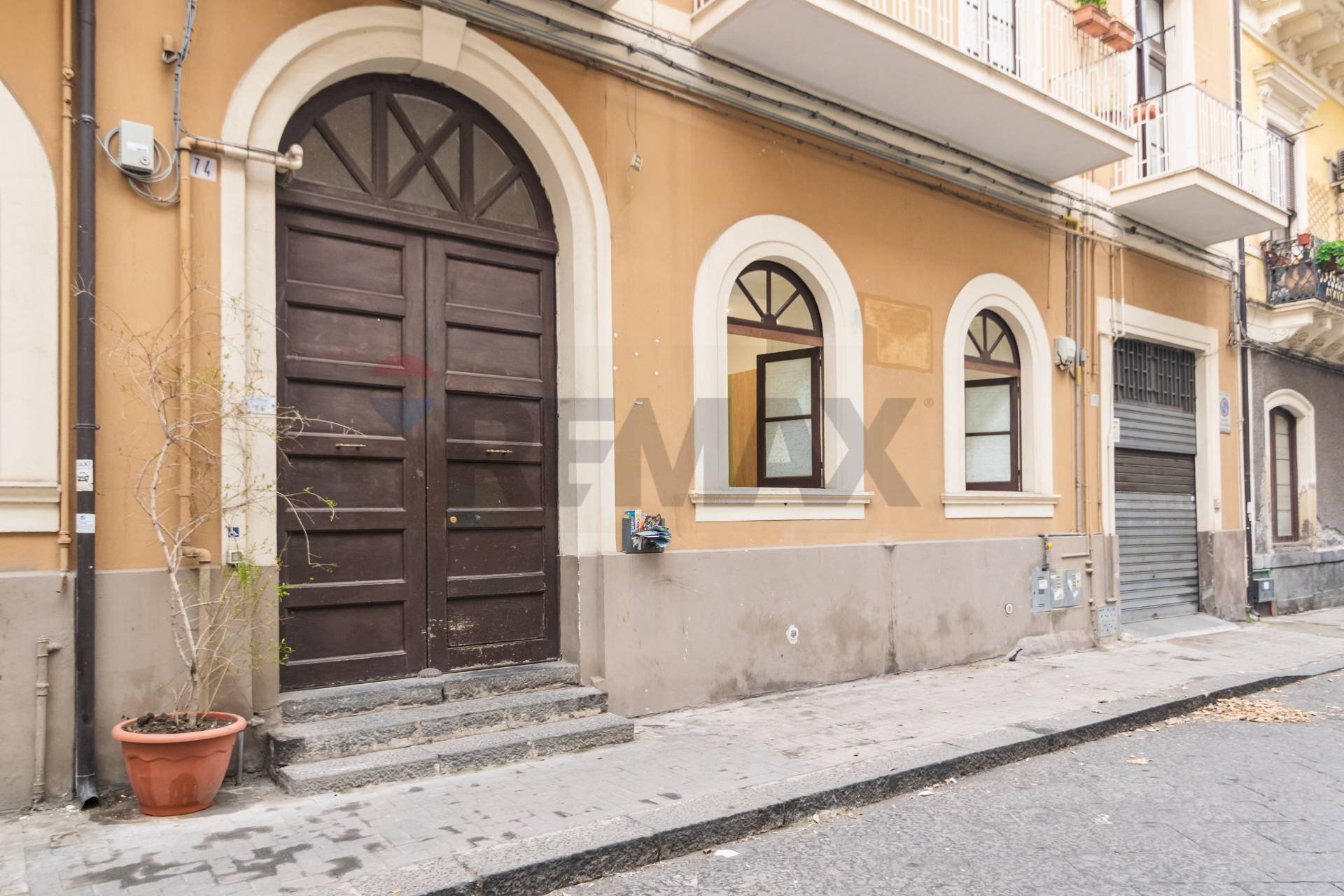 Edificio all\'aperto - Quadrilocale Via Asilo Sant'agata
 
74, Catania - foto 1