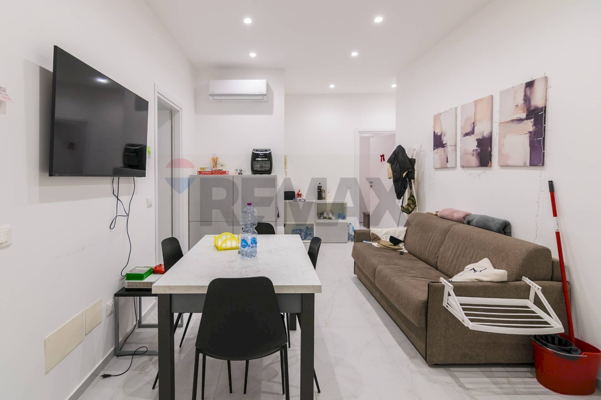 Sala da pranzo - Quadrilocale Via Asilo Sant'agata
74, Catania - foto 3