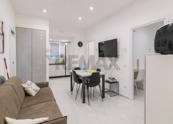 Sala da pranzo - Quadrilocale Via Asilo Sant'agata
 
74, Catania - foto 2