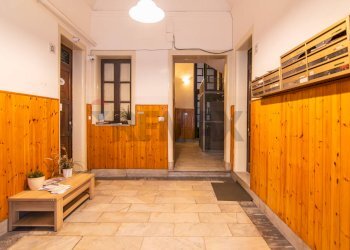 Hall / corridoio - Quadrilocale Via Asilo Sant'agata
 
74, Catania - foto 30