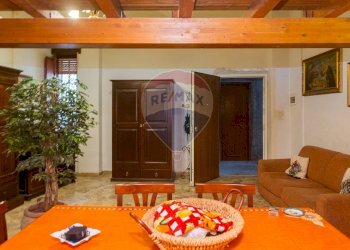 Sala da pranzo - Trilocale Via Dei Vespri
 
6, Misterbianco - foto 6