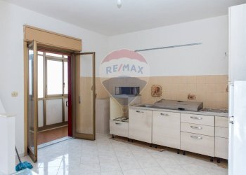 Cucina - Quadrilocale Via Michelangelo Buonarroti
 
13, Aci Catena - foto 26