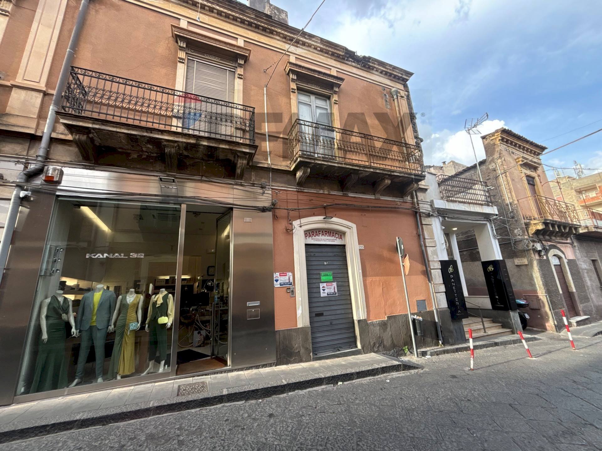 Edificio all\'aperto - Negozio vittorio emanuele
235, Santa Maria di Licodia - foto 2