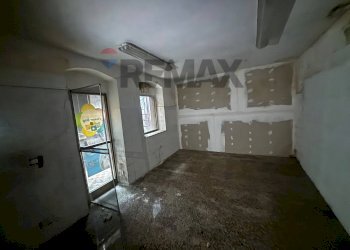Stanza vuota - Negozio vittorio emanuele
235, Santa Maria di Licodia - foto 13