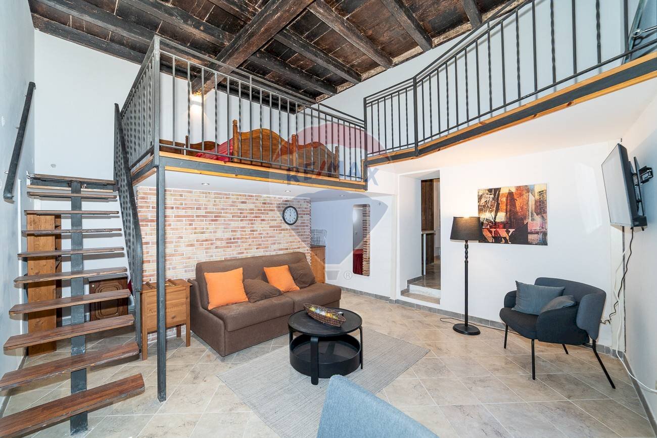 Soggiorno - Casa indipendente Via Claudio Maria Arezzo
 
22, Siracusa - foto 2