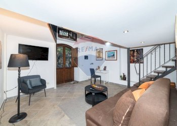 Soggiorno - Casa indipendente Via Claudio Maria Arezzo
 
22, Siracusa - foto 4