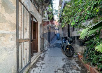 Edificio all\'aperto - Casa indipendente Via Claudio Maria Arezzo
 
22, Siracusa - foto 23