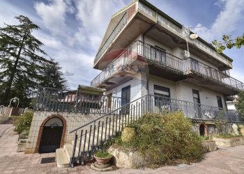 Casa all\'aperto - Casa semi indipendente Via del Bosco
 
212, Mascalucia - foto 8