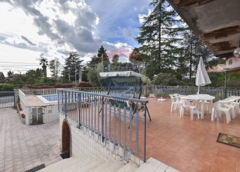 Terrazza - Casa semi indipendente Via del Bosco
 
212, Mascalucia - foto 16