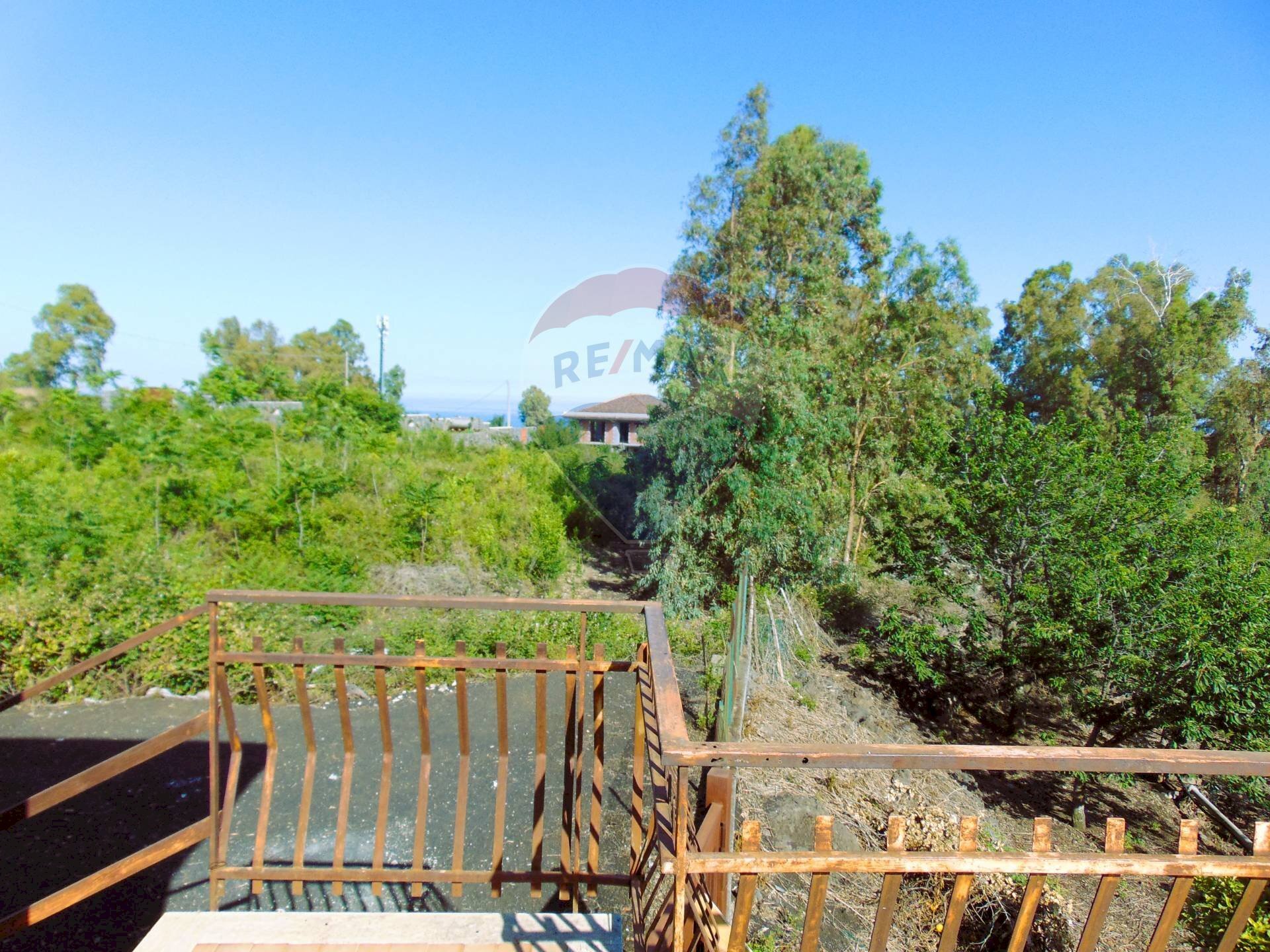 Balcone - Terreno agricolo Via Duccio Galimberti
 
snc, Santa Venerina - foto 3