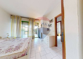 Camera / camera da letto - Appartamento via V. Alfieri
 
7, Viareggio - foto 15