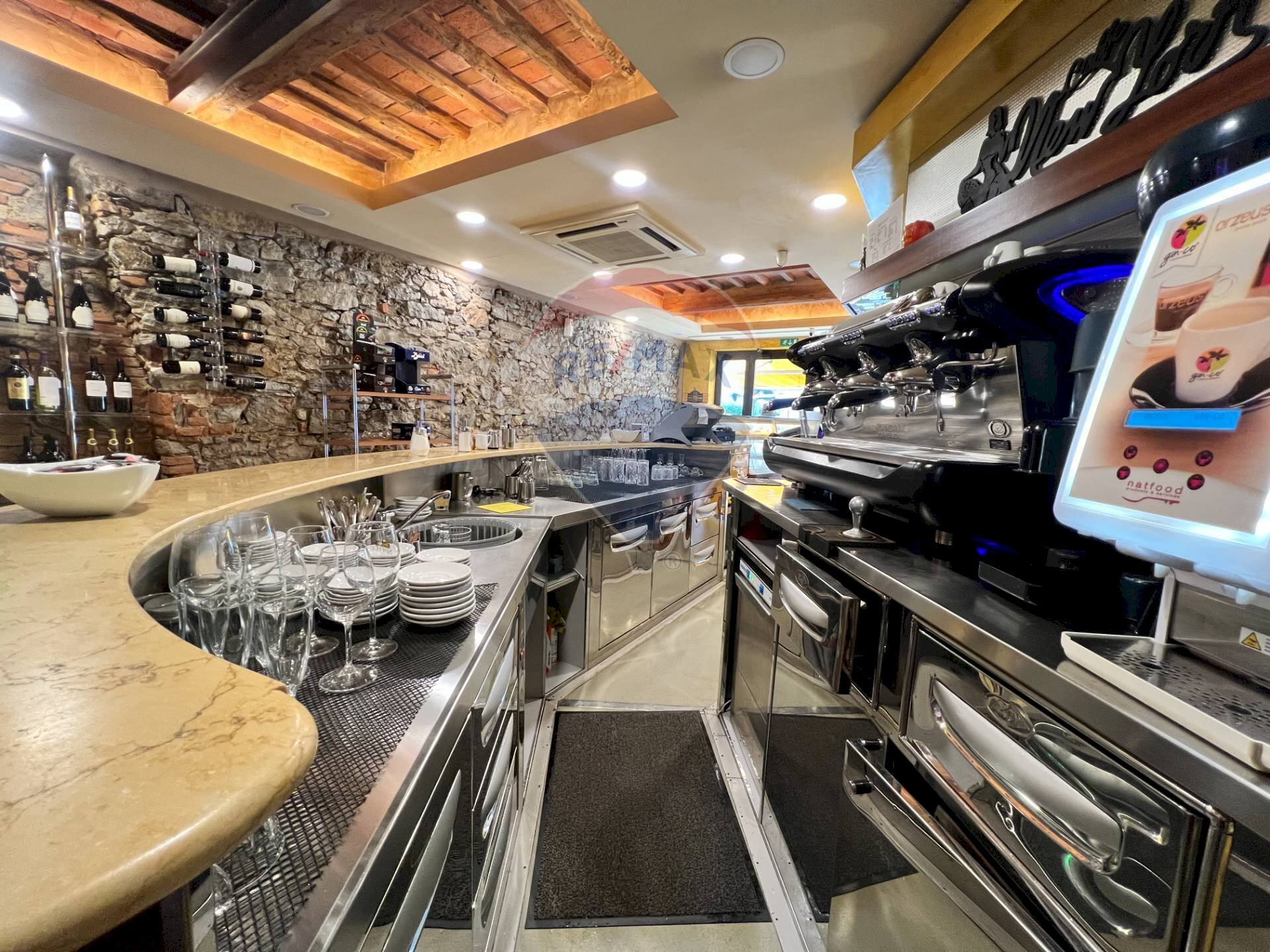 Cucina - Bar Tavola Calda - Fredda via aurelia sud
 
153, Viareggio - foto 1