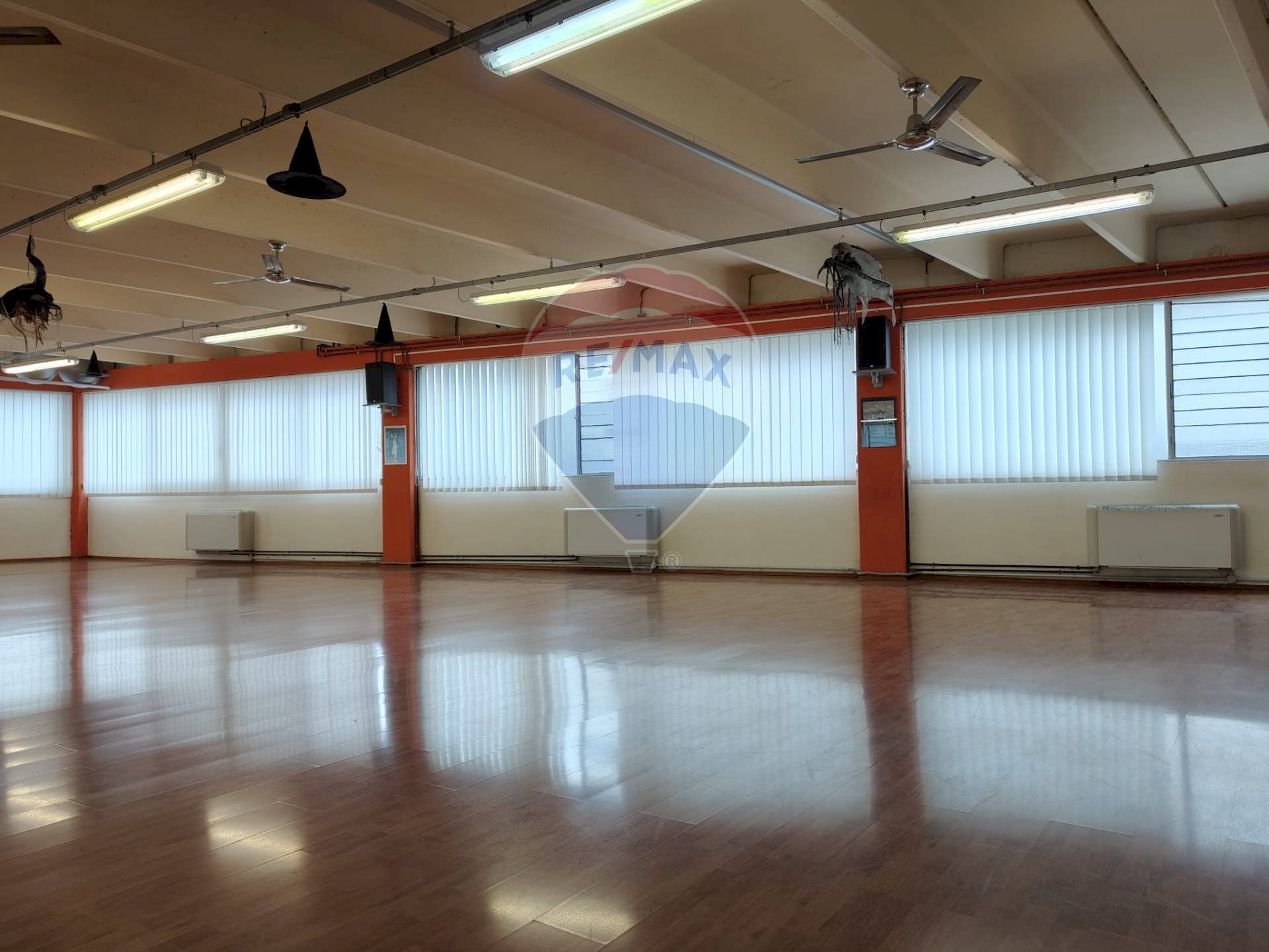 Stanza vuota - Locale Commerciale via del Guado 440, Massarosa - foto 3