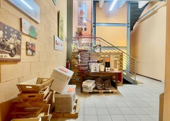 Foto 5 - Locale Commerciale Via Caduti sul lavoro
 
3, Vinci - foto 5