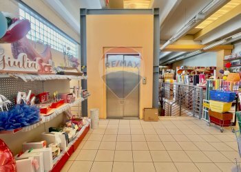 Foto 15 - Locale Commerciale Via Caduti sul lavoro
 
3, Vinci - foto 15