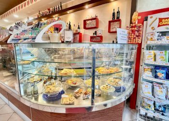 Dettagli - Bar Tavola Calda - Fredda Via Raffaelo Sanzio
 
1, Empoli - foto 8