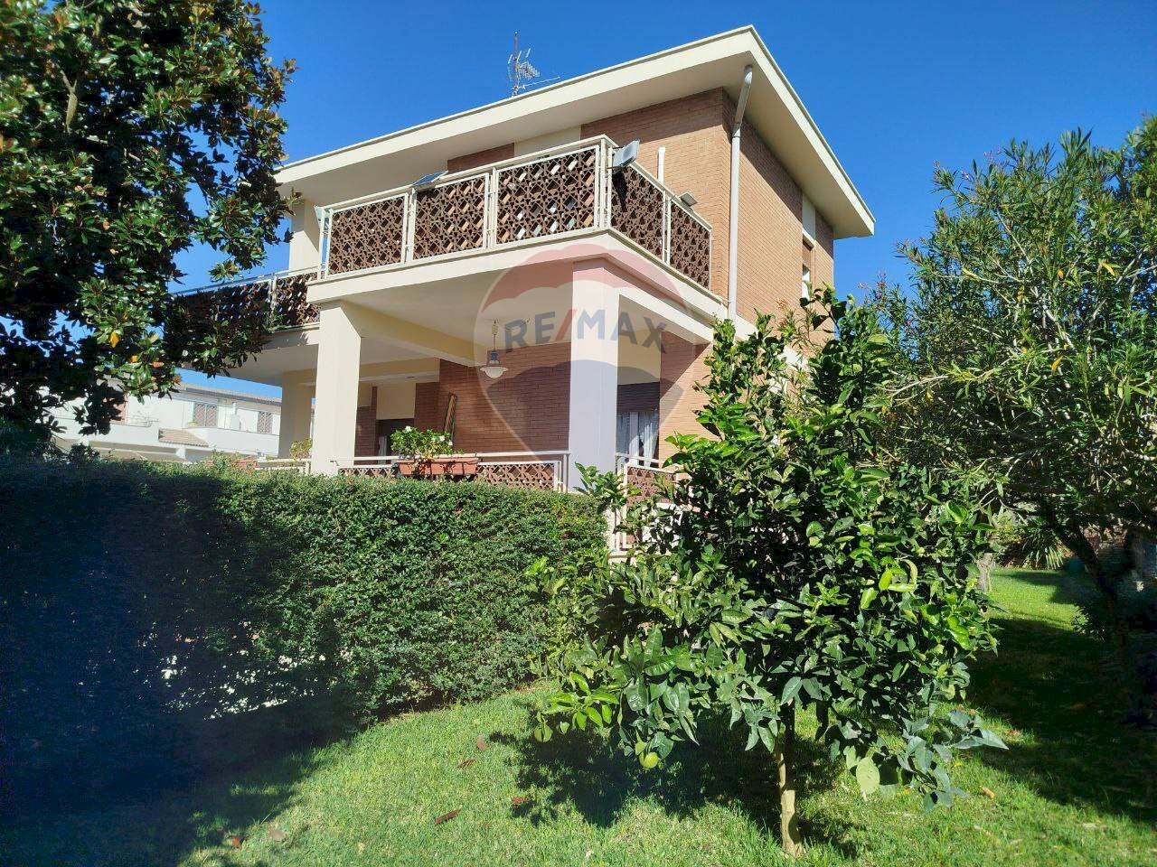 Casa all\'aperto - Villa via Passo del Turchino
 
8, Nettuno - foto 2
