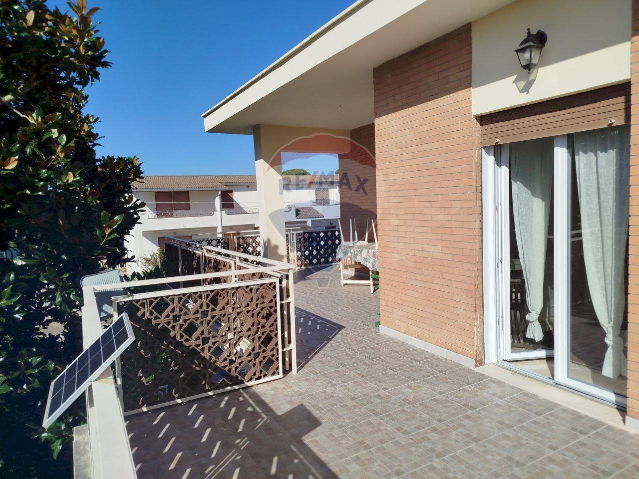 Terrazza - Villa via Passo del Turchino
 
8, Nettuno - foto 3