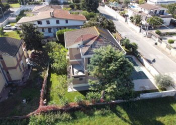 Casa all\'aperto - Villa via Passo del Turchino
 
8, Nettuno - foto 30