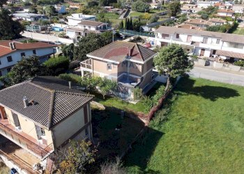 Casa all\'aperto - Villa via Passo del Turchino
 
8, Nettuno - foto 33