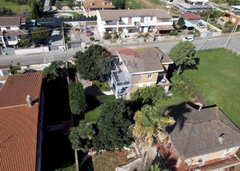 Casa all\'aperto - Villa via Passo del Turchino
 
8, Nettuno - foto 31