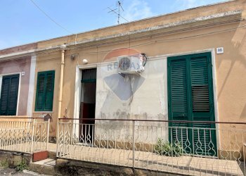 Casa all\'aperto - Casa indipendente Via Calvario
 
88, Acireale - foto 1