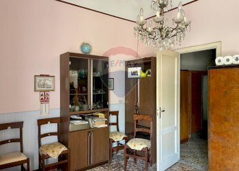 Sala da pranzo - Casa indipendente Via Calvario
 
88, Acireale - foto 5