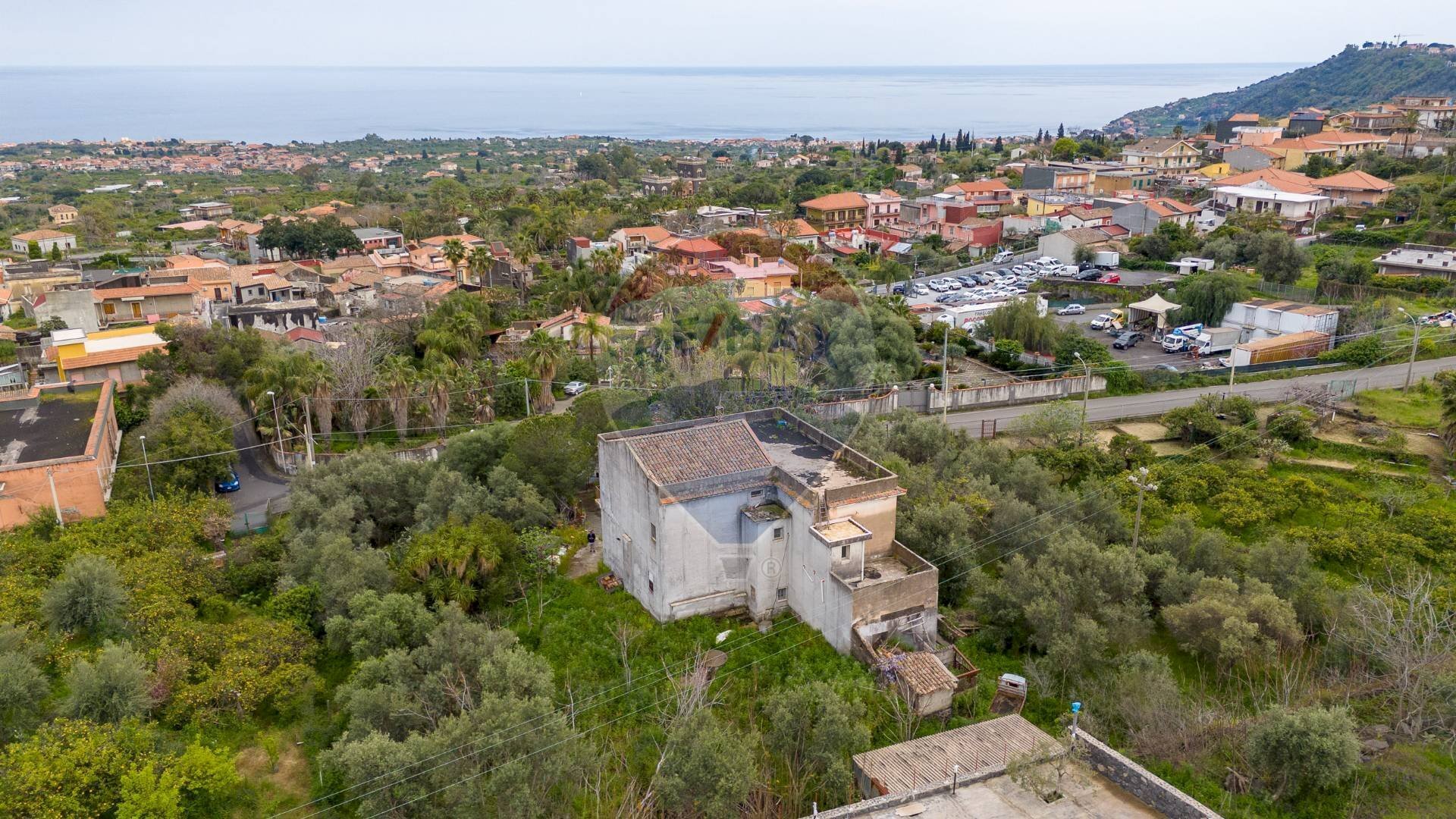 Edificio all\'aperto - Villa Via Tupazzo
 
35, Acireale - foto 3