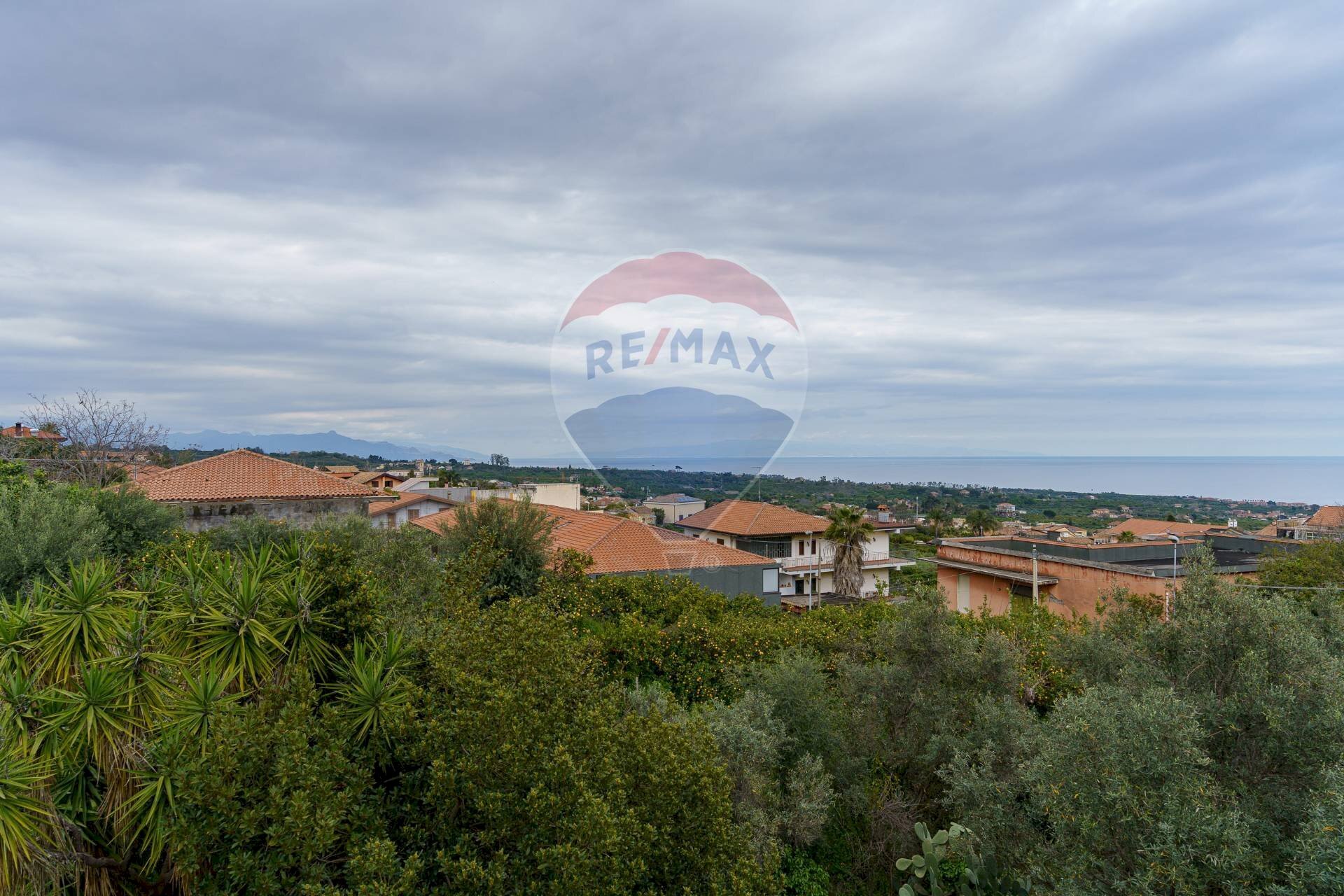 Edificio all\'aperto - Villa Via Tupazzo
 
35, Acireale - photo 1