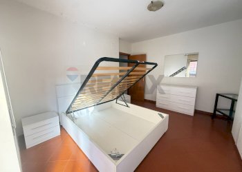 Camera / camera da letto - Bilocale via monsignor cannavo
 
16, Piedimonte Etneo - foto 8