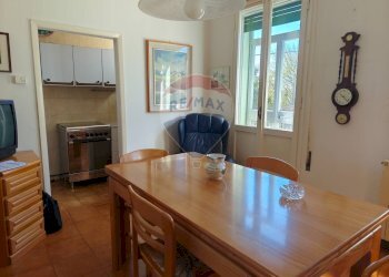 Sala da pranzo - Quadrilocale Via Del Vescovo
 
103, Ferrara - foto 2