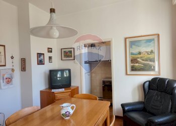 Sala da pranzo - Quadrilocale Via Del Vescovo
 
103, Ferrara - foto 3