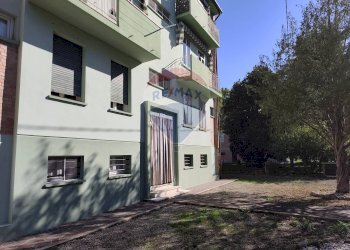 Edificio all\'aperto - Quadrilocale Via Del Vescovo
 
103, Ferrara - foto 21