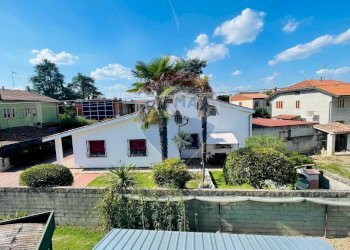 vista retro - Villa a Schiera Occhiobello - foto 14