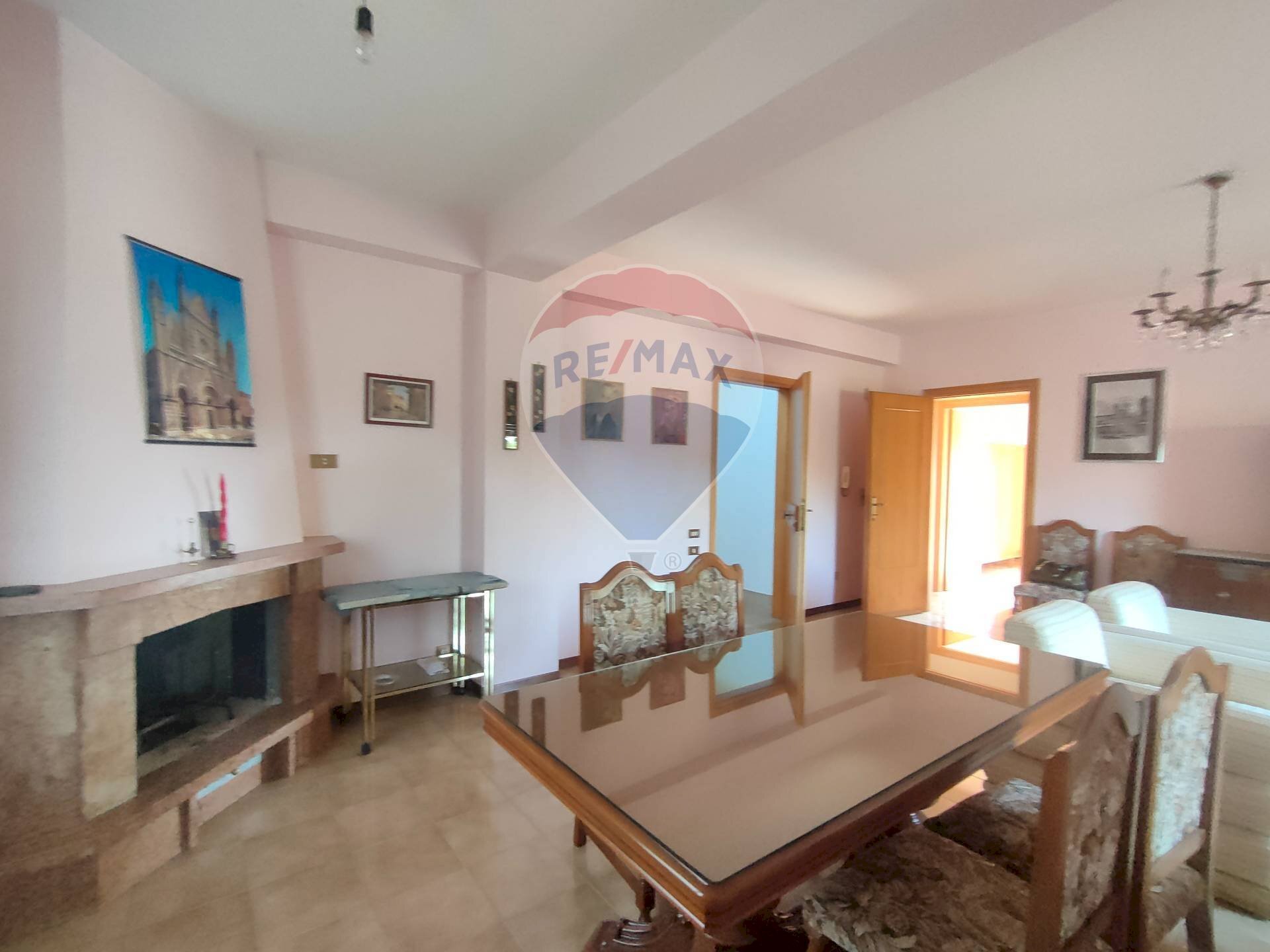 Sala da pranzo - Appartamento VIA VILLA OSPEDALE, Pizzoli - foto 2