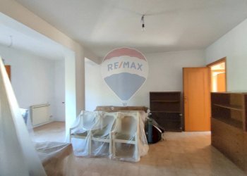 Sala da pranzo - Appartamento VIA VILLA OSPEDALE, Pizzoli - foto 16