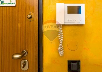 Dettaglio videocitofono - Trilocale Via Toscanini
 
7, Collegno - foto 20