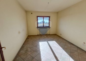 Stanza vuota - Quadrilocale Via Monte Nero
 
23, Virle Piemonte - foto 16