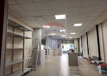 Ricezione / Lobby - Locale Commerciale viale vittoria colonna, Pescara - foto 16