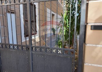 Balcone - Locale Commerciale viale vittoria colonna, Pescara - foto 17