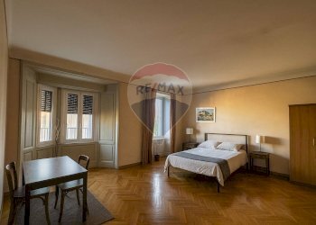 Camera / camera da letto - Terreno non edificabile Via Ippolito Nievo
 
9, Milano - foto 1