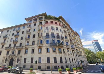 Edificio all\'aperto - Terreno non edificabile Via Ippolito Nievo
 
9, Milano - foto 2